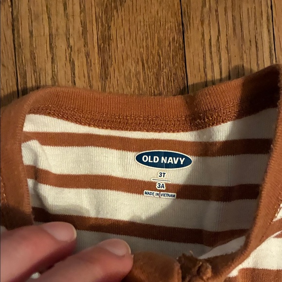 Assorted Kids Pajamas, Dresses, Cardigan and Legging - Picture 9 of 14